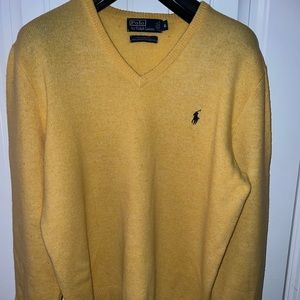 Ralph Lauren- 100% Lambs Wool yellow sweater- Gently warn-brand new condition